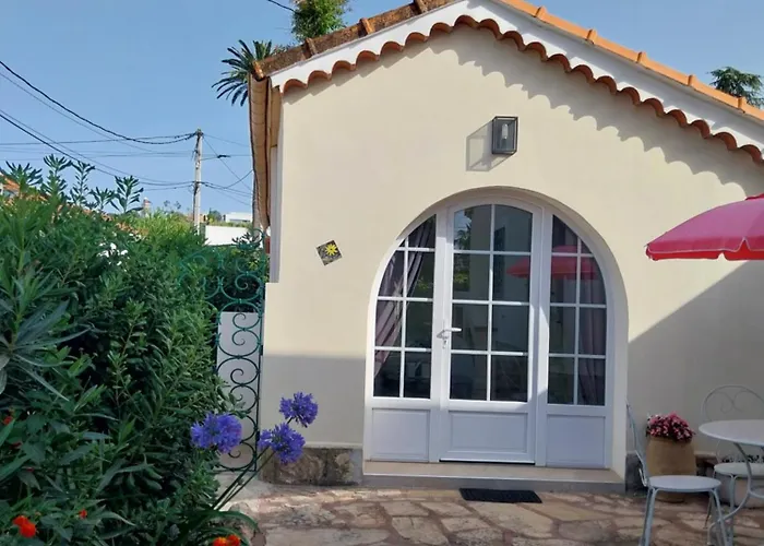 Studio Independant, Front De Mer Et Plage A 200M